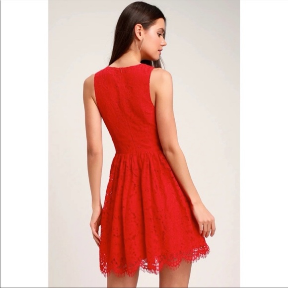 NWT Lulu’s In This Moment Red Lace Dress Size Large - Picture 2 of 12